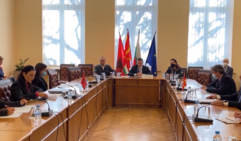 Shqiperia, Maqedonia e Bullgaria firmosin memorandumin per korridorin 8